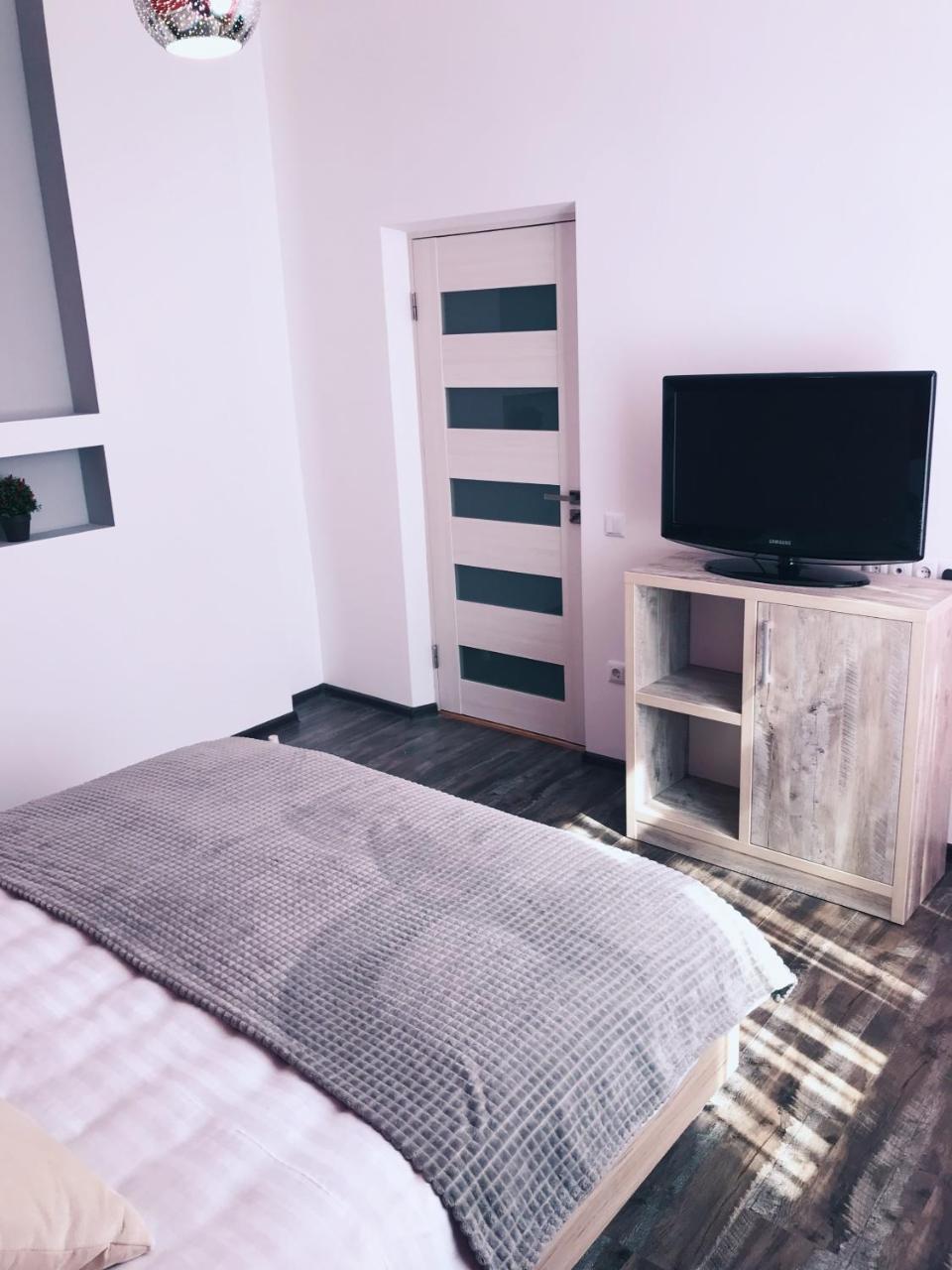 Apartment Ternopil Світло Не Вимикають Exteriör bild